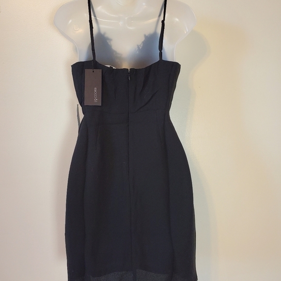 19 Cooper Nordstrom embroidered mini dress sz.sml - Picture 8 of 10